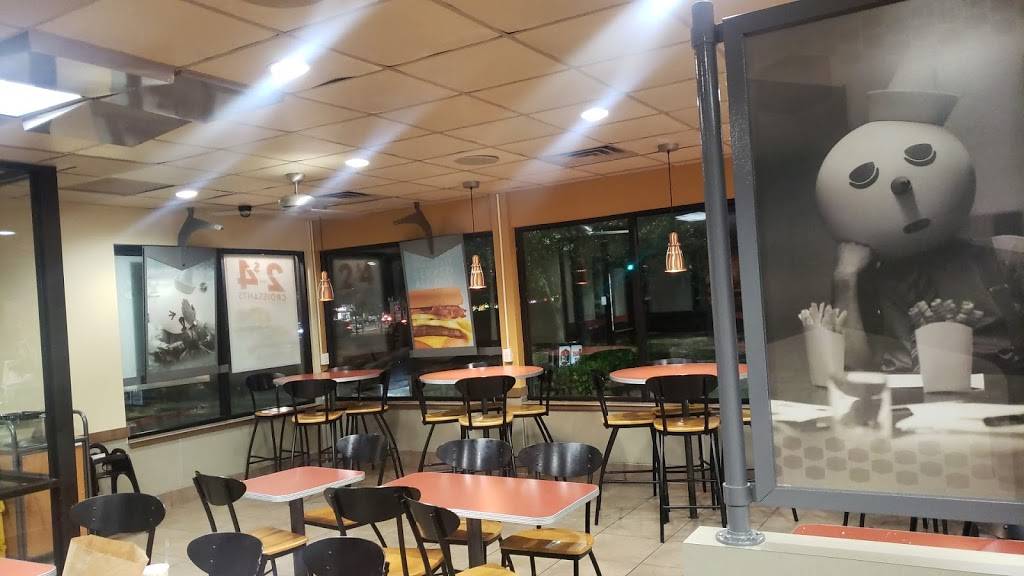 Jack in the Box | restaurant | 2401 SE Green Oaks Blvd, Arlington, TX 76018, USA | 8173753756 OR +1 817-375-3756