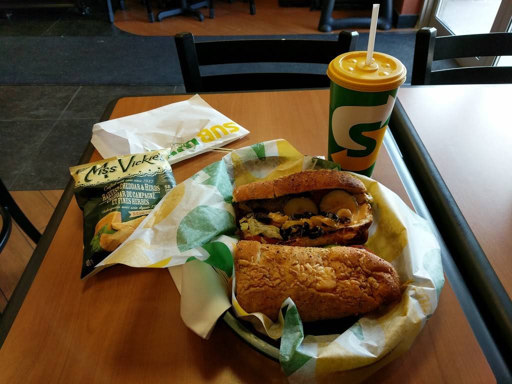 Subway | restaurant | 825 Southdale Rd W Unit #03, London, ON N6P 0C6, Canada | 5196521984 OR +1 519-652-1984