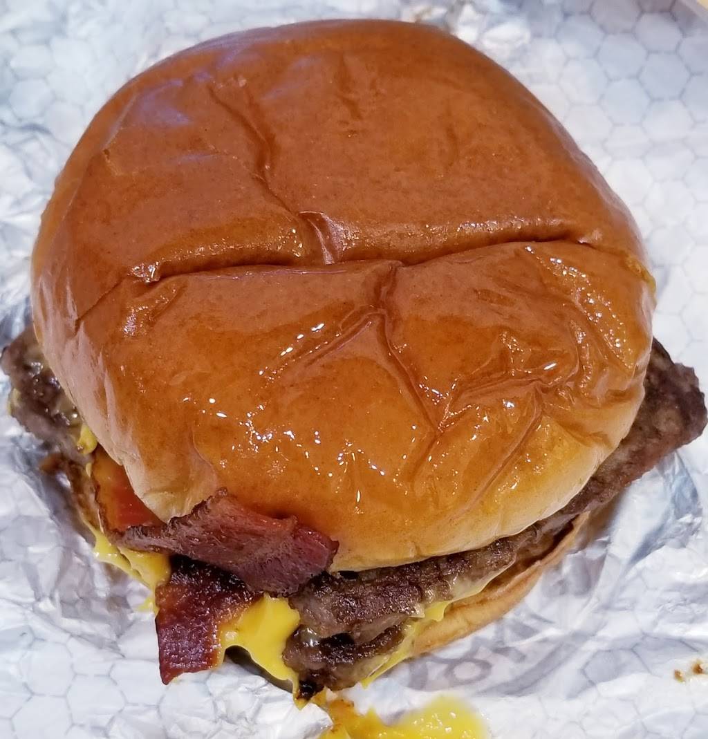 Wendys | restaurant | 4720 Commercial Way, Spring Hill, FL 34606, USA | 3525971133 OR +1 352-597-1133