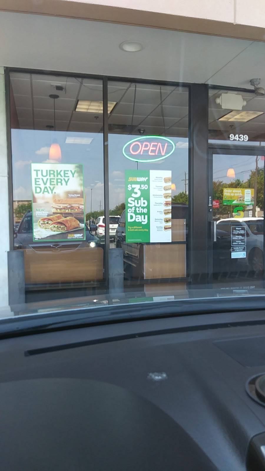 Subway Restaurants | restaurant | 9439 Katy Fwy, Houston, TX 77024, USA | 7134641972 OR +1 713-464-1972