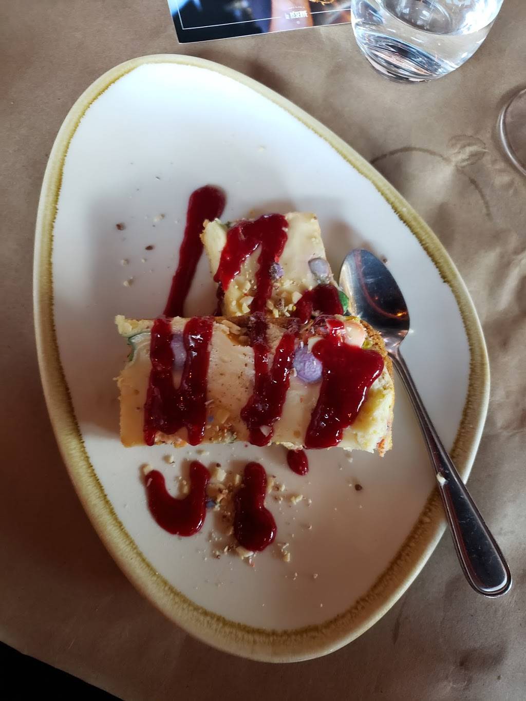 La réserve table et vin | restaurant | 1 Boulevard de Sardaigne Suite 101, Candiac, QC J5R 0L5, Canada | 4506593781 OR +1 450-659-3781