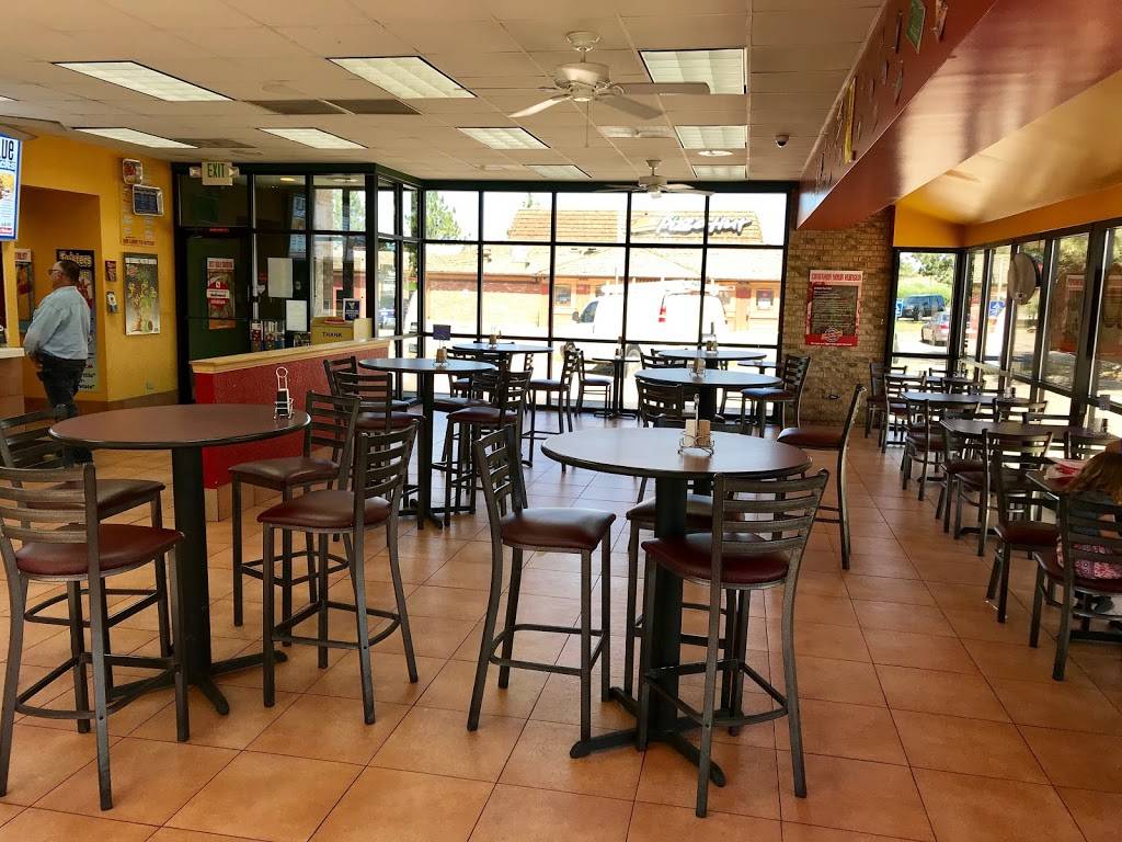 Twisters Burgers and Burritos | restaurant | 10555 S Parker Rd, Parker, CO 80134, USA | 3038403445 OR +1 303-840-3445