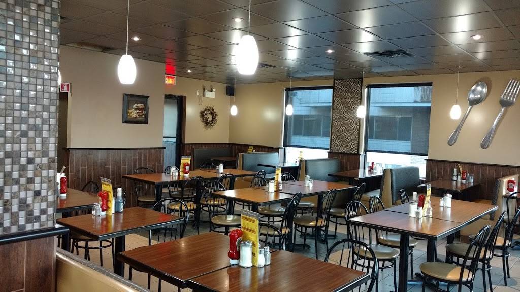 Cantine-O Max | restaurant | 722 Rue Principale, Granby, QC J2G 2Y4, Canada | 4507772522 OR +1 450-777-2522