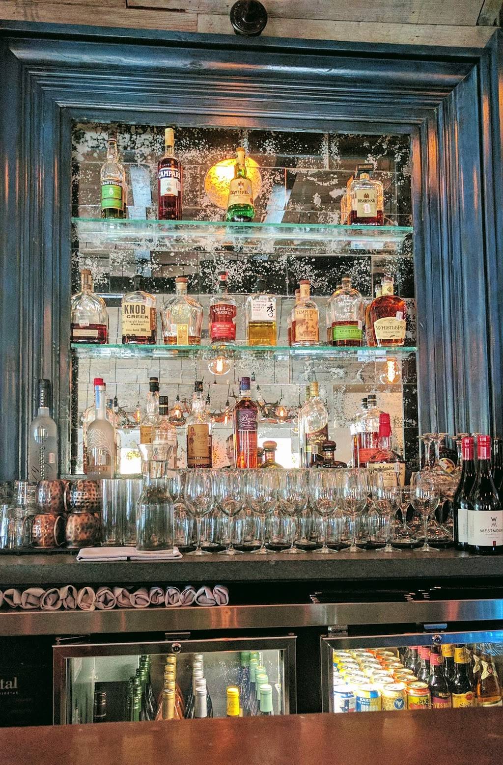 Field & Tides | restaurant | 705 E 11th St, Houston, TX 77008, USA | 7138616143 OR +1 713-861-6143