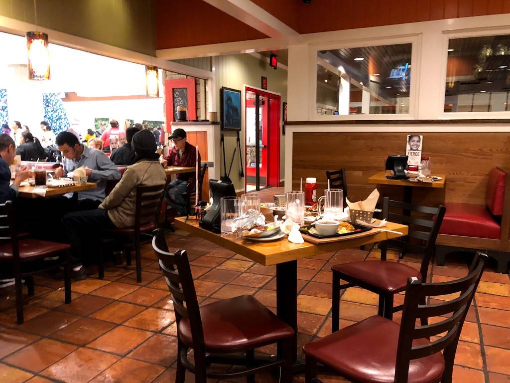 Chilis Grill & Bar | meal takeaway | 5015 Westheimer Rd #1310, Houston, TX 77056, USA | 7136227924 OR +1 713-622-7924