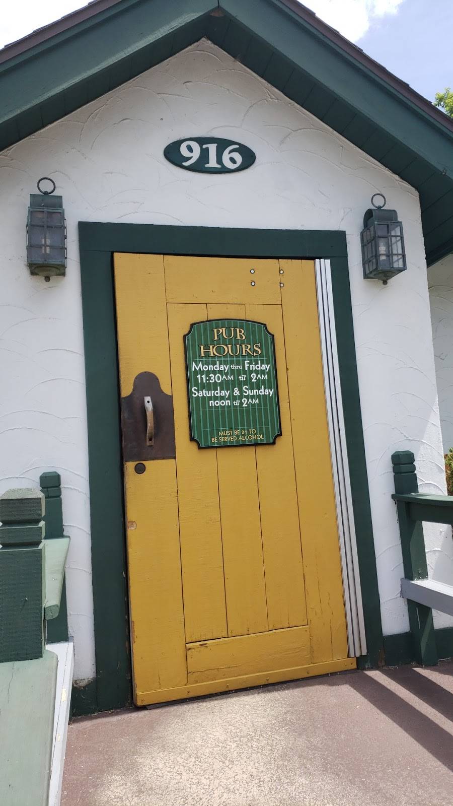 Timothy Patricks (TPs) Irish Restaurant and Sports Pub | restaurant | 916 Panorama Trail S, Rochester, NY 14625, USA | 5853854160 OR +1 585-385-4160