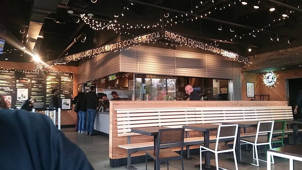 Shake Shack | restaurant | 849 Walt Whitman Rd, Melville, NY 11747, USA | 6313868017 OR +1 631-386-8017