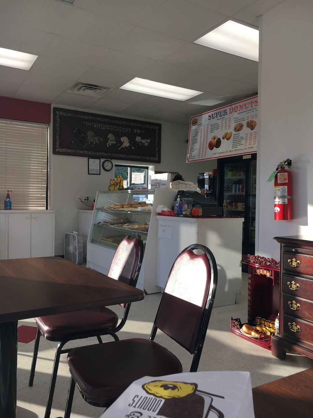 Super Donuts Cypress | bakery | 1101 Cypress St, West Monroe, LA 71291, USA | 3185124426 OR +1 318-512-4426