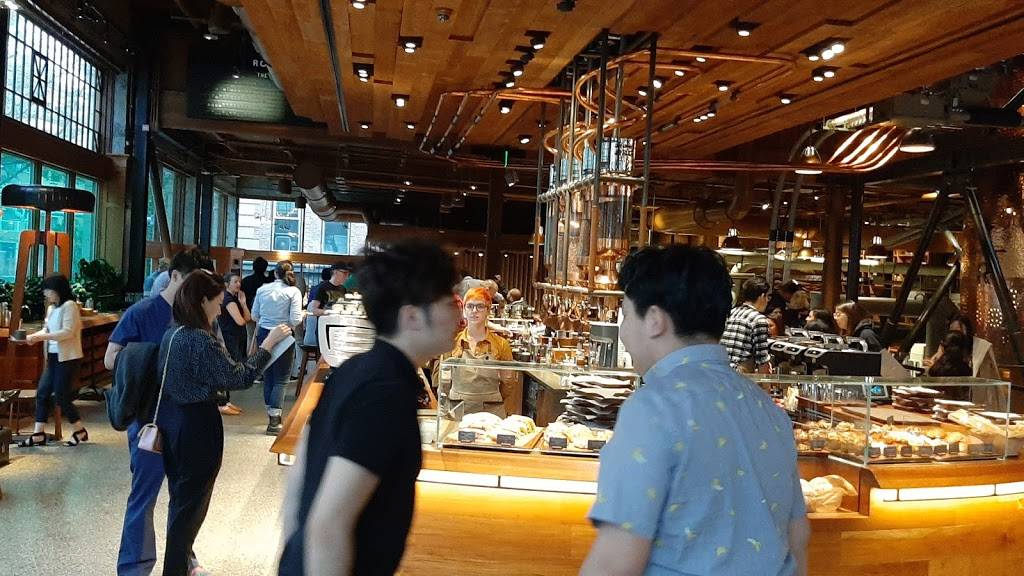 Starbucks | cafe | 2615 Broadway, Everett, WA 98201, USA | 4252594561 OR +1 425-259-4561