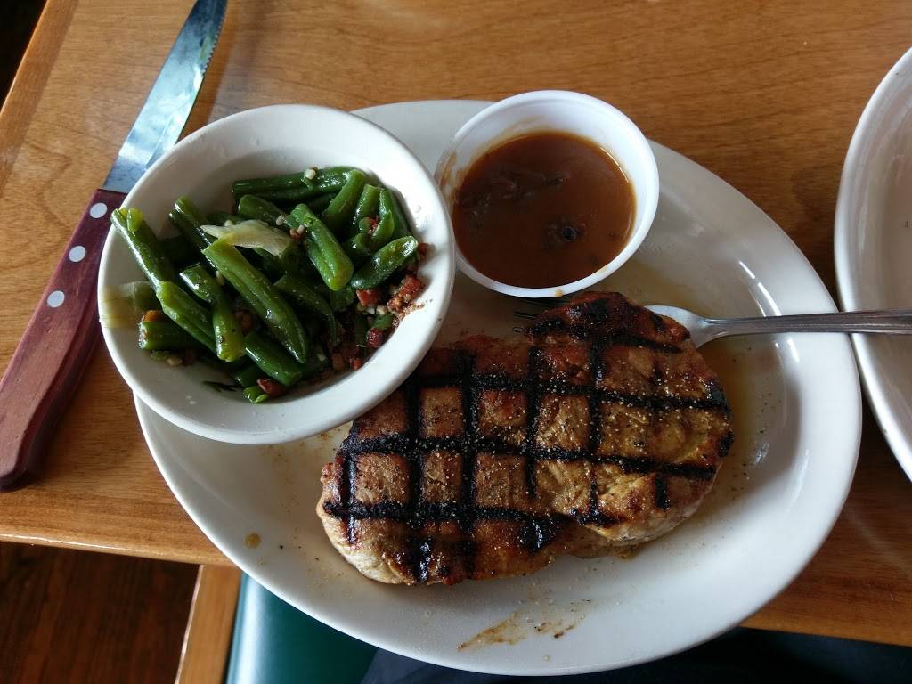 Texas Roadhouse | restaurant | 1366 Main St, Hamilton, OH 45013, USA | 5138947427 OR +1 513-894-7427