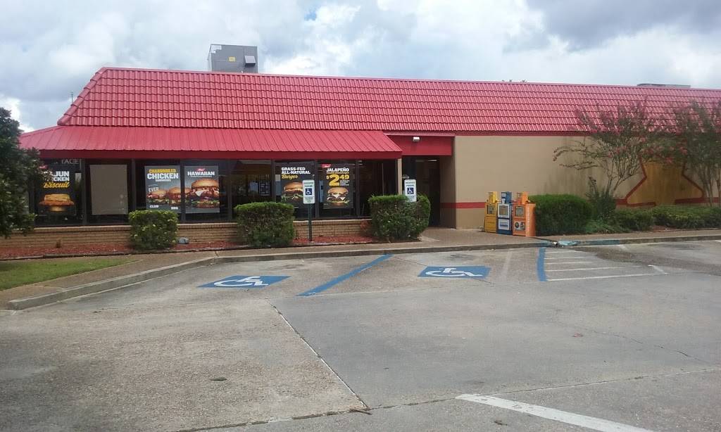 Hardees | restaurant | 1102 Memorial Blvd, Picayune, MS 39466, USA | 6017991116 OR +1 601-799-1116