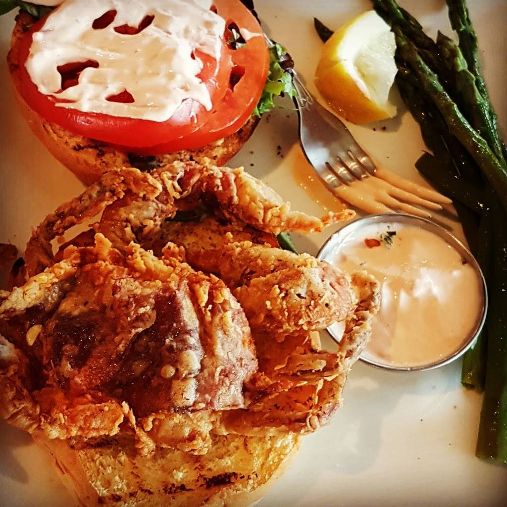 Fins Ale House & Raw Bar | restaurant | 19269 Coastal Hwy, Rehoboth Beach, DE 19971, USA | 3022273467 OR +1 302-227-3467