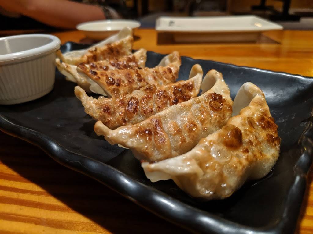 Juns | restaurant | 7660 State Line Rd, Prairie Village, KS 66208, USA | 9133414924 OR +1 913-341-4924