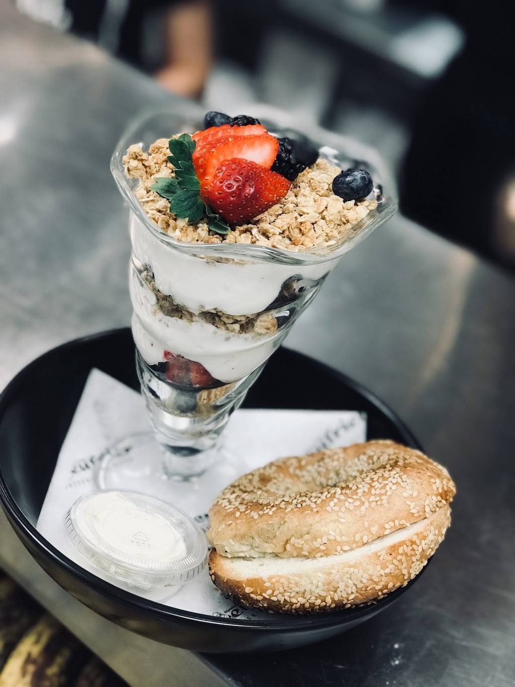 LOeufrier St Leonard | restaurant | 9472 Boulevard Lacordaire, Saint-Léonard, QC H1R 3N3, Canada | 5143286140 OR +1 514-328-6140