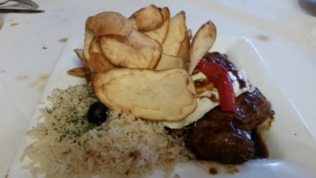 Estoril | restaurant | 1577 Pleasant St, Fall River, MA 02723, USA | 5086771200 OR +1 508-677-1200