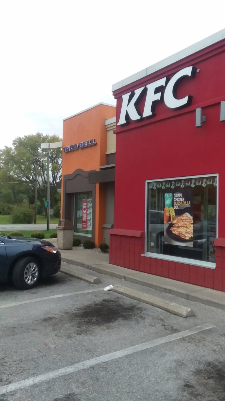 KFC | restaurant | 8820 E 21st St, Indianapolis, IN 46219, USA | 3178970589 OR +1 317-897-0589
