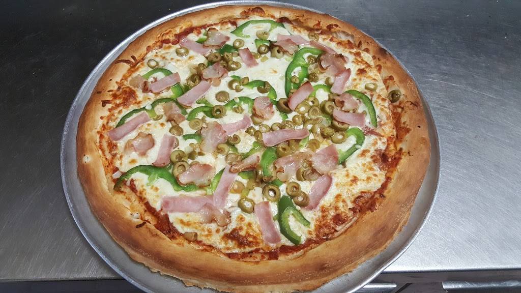 Milano | restaurant | 35 Rue Saint Joseph, Gracefield, QC J0X 1W0, Canada | 8194632460 OR +1 819-463-2460