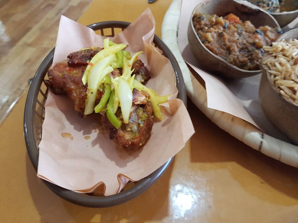 SHANDMAS | restaurant | 2727 Rue Ontario E, Montréal, QC H2K 1X2, Canada | 5144475243 OR +1 514-447-5243