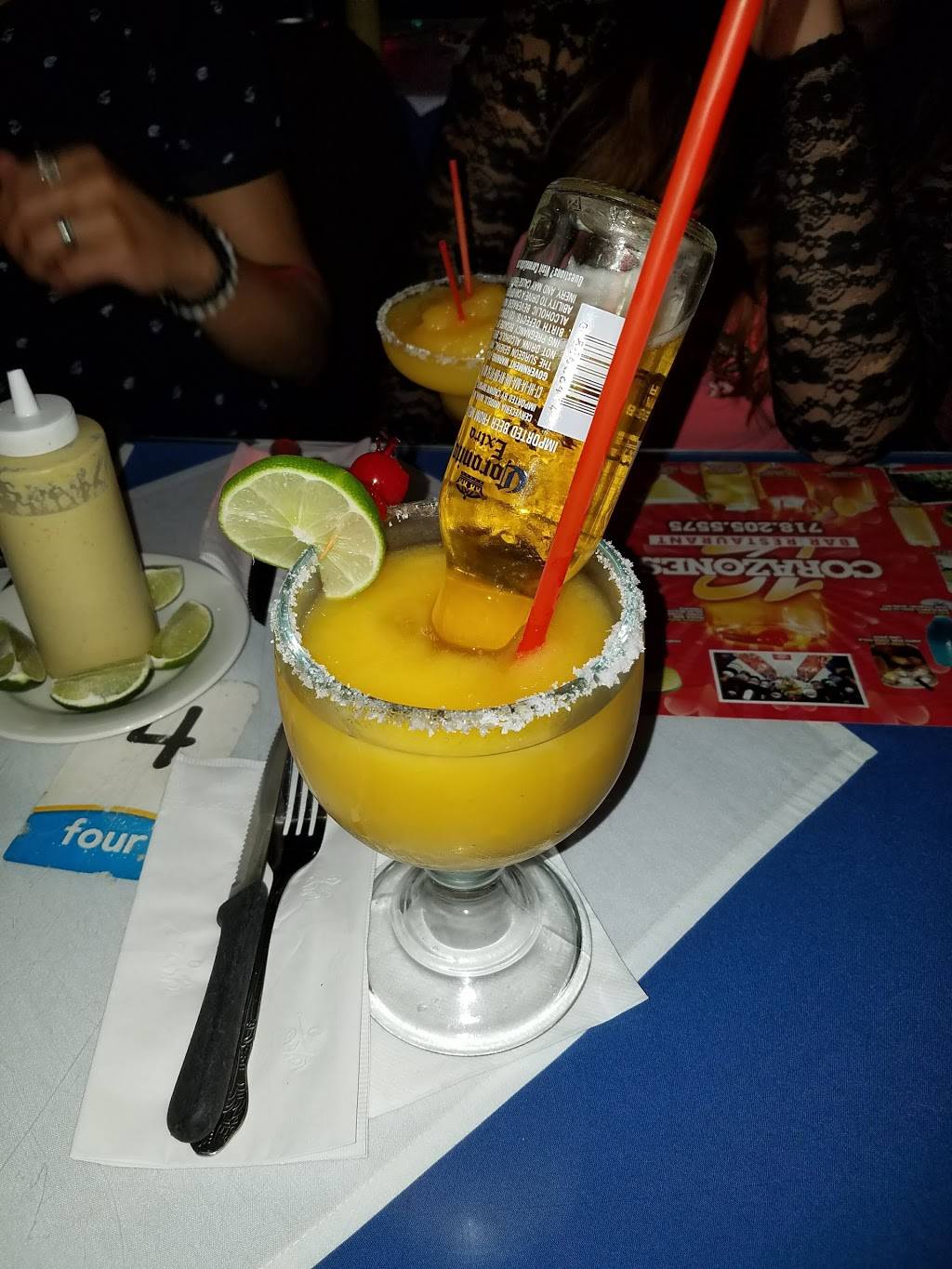 12 Corazones | restaurant | 86-22 Roosevelt Ave, Jackson Heights, NY 11372, USA | 7182055575 OR +1 718-205-5575