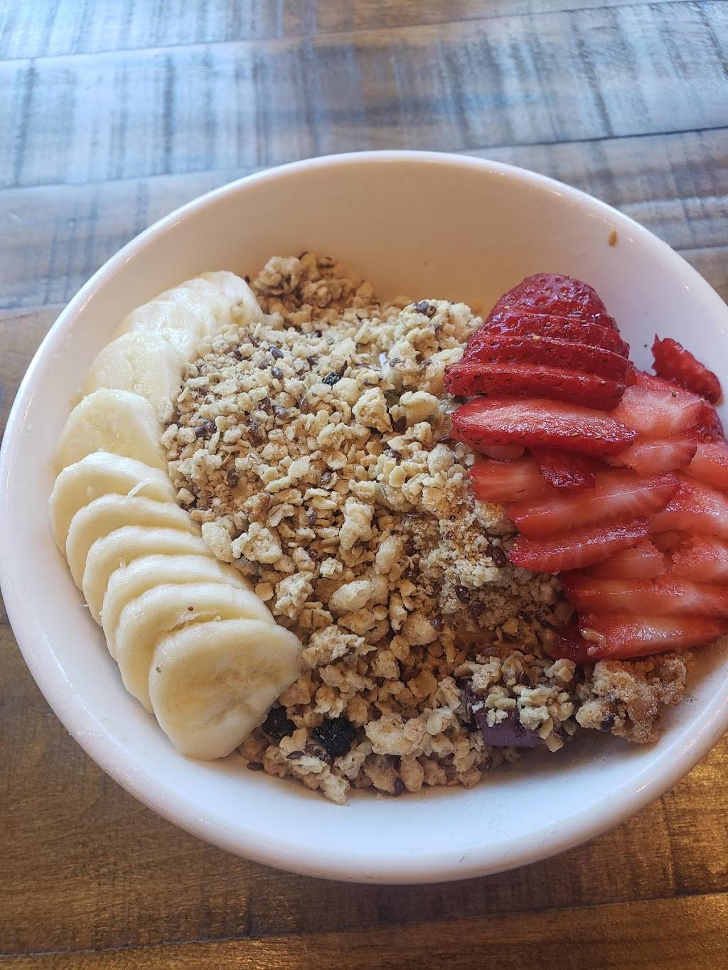 Rio Acai Bowls | restaurant | 1915 Fulton St, Fresno, CA 93721, USA | 5594127725 OR +1 559-412-7725