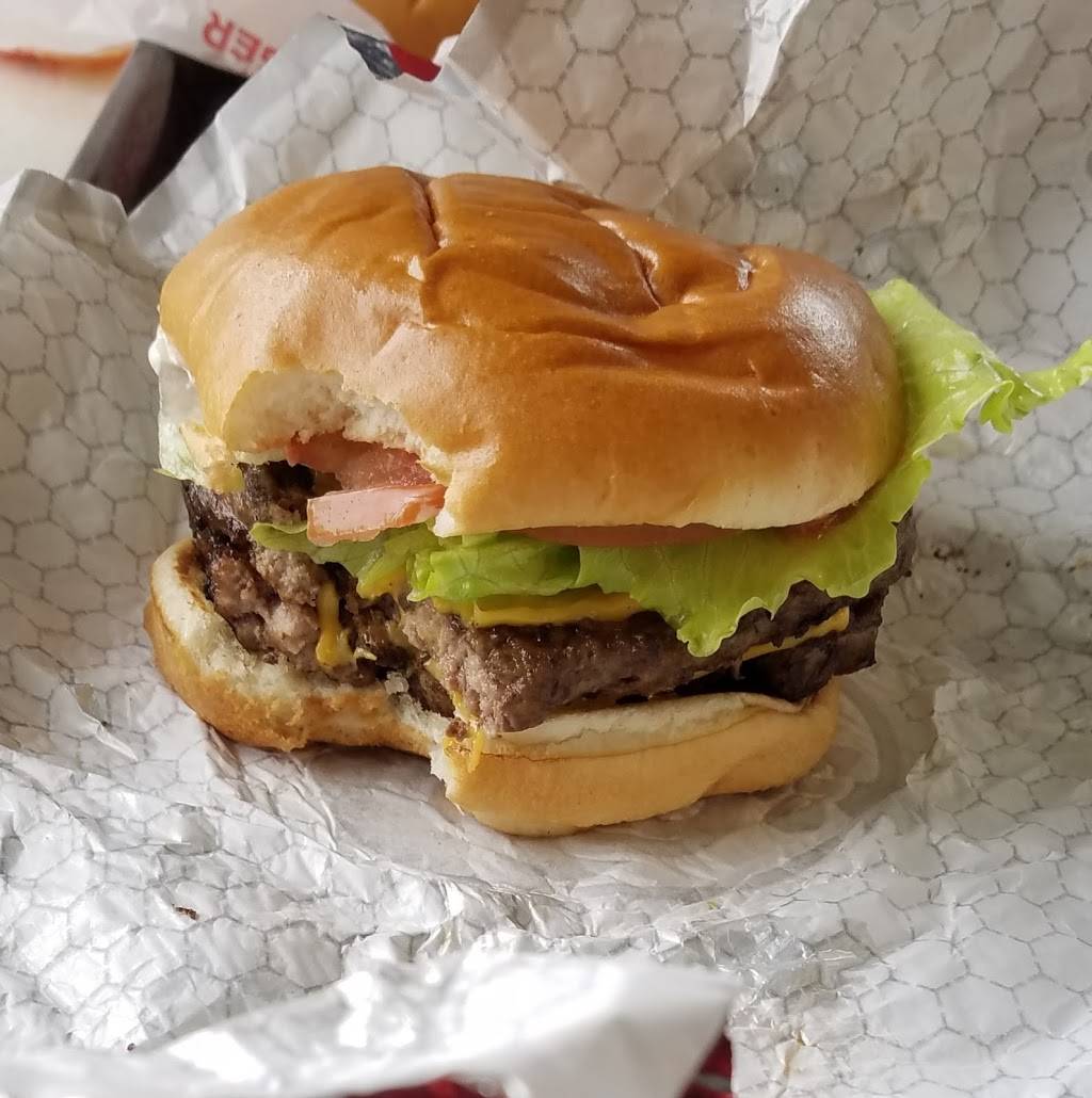 Wendys | restaurant | 610 Galvin Rd S, Bellevue, NE 68005, USA | 4022917157 OR +1 402-291-7157