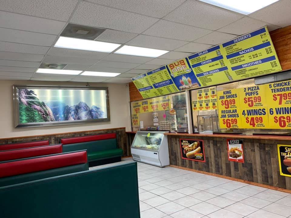 Sub One Fish and Chicken | restaurant | 1049 W 103rd St, Chicago, IL 60643, USA | 7732394131 OR +1 773-239-4131