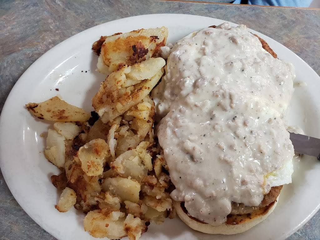 Golden Fox Restaurant | restaurant | 1115 Culver Rd, Rochester, NY 14609, USA | 5852886687 OR +1 585-288-6687