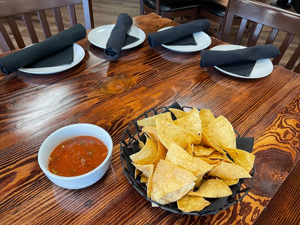 MADERA KITCHEN OF MEXICO | restaurant | 1250 S Santa Fe Ave, Vista, CA 92084, USA | 7608840429 OR +1 760-884-0429