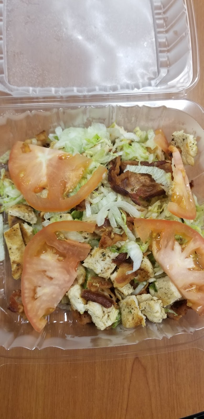 Village Deli & Grill | restaurant | 851 NY-211, Middletown, NY 10941, USA | 8456927100 OR +1 845-692-7100