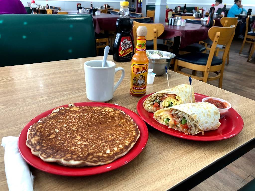 Reds Good Food & Spirits | restaurant | 12350 Palm Beach Blvd, Fort Myers, FL 33905, USA | 2396900083 OR +1 239-690-0083