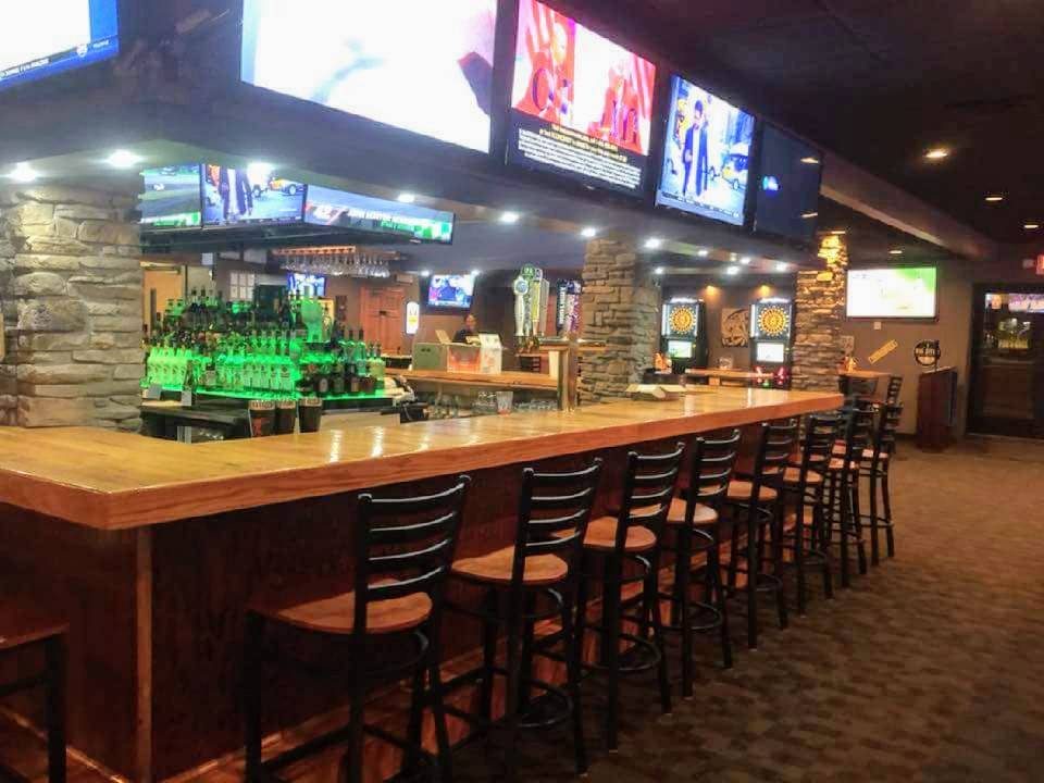 E.B. Gators Pub & Grill | restaurant | 1 Clyde Rd, Lyons, NY 14489, USA | 3156650001 OR +1 315-665-0001
