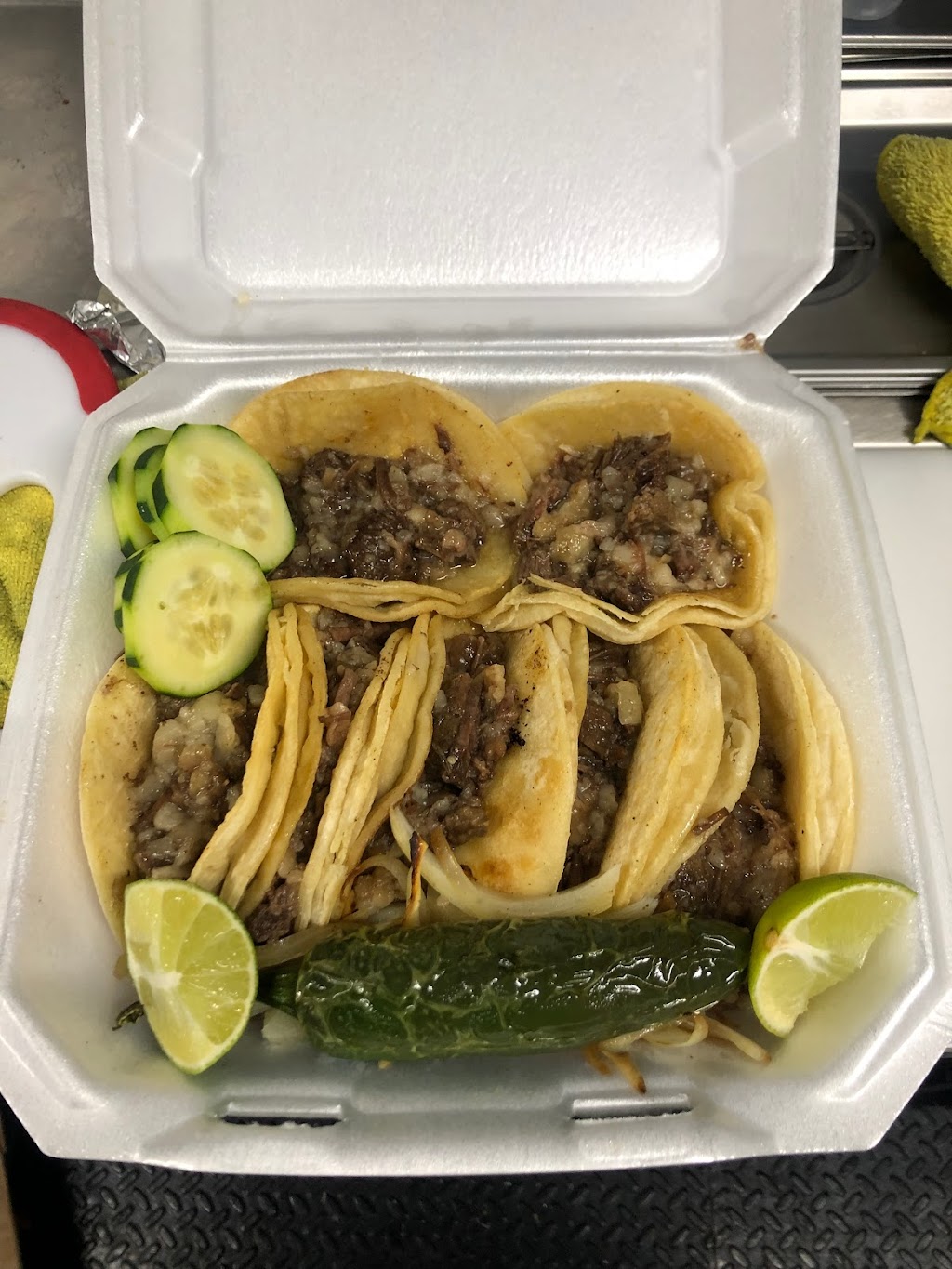 Mexicán Food El Crucero | restaurant | 3937 N O St, Fort Smith, AR 72904, USA | 4792218372 OR +1 479-221-8372