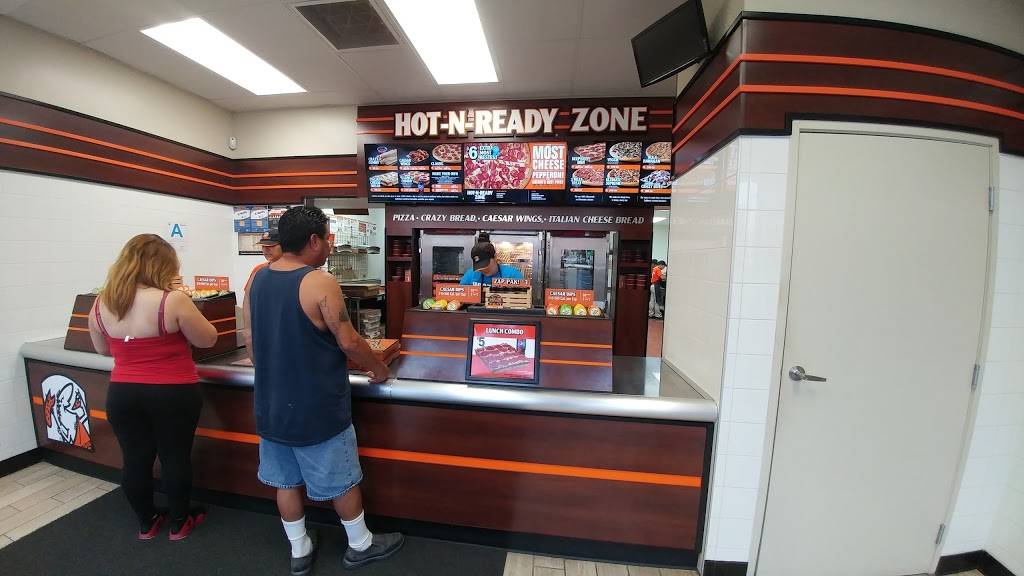 Little Caesars Pizza | meal takeaway | 441 N Vincent Ave, Covina, CA 91722, USA | 6269622267 OR +1 626-962-2267