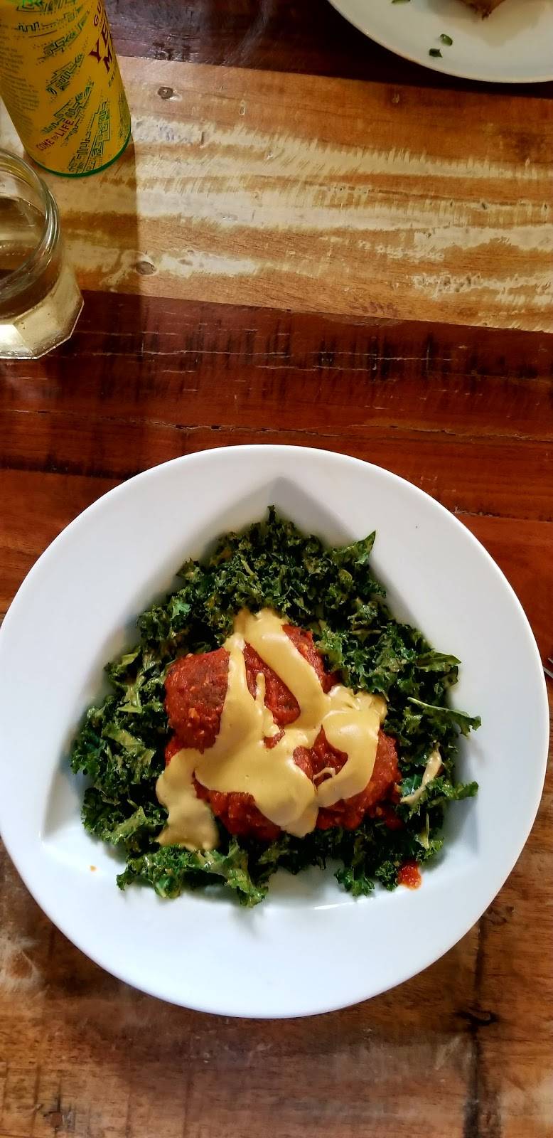 Cashew | restaurant | 149 River St, Chattanooga, TN 37402, USA | 4233555486 OR +1 423-355-5486