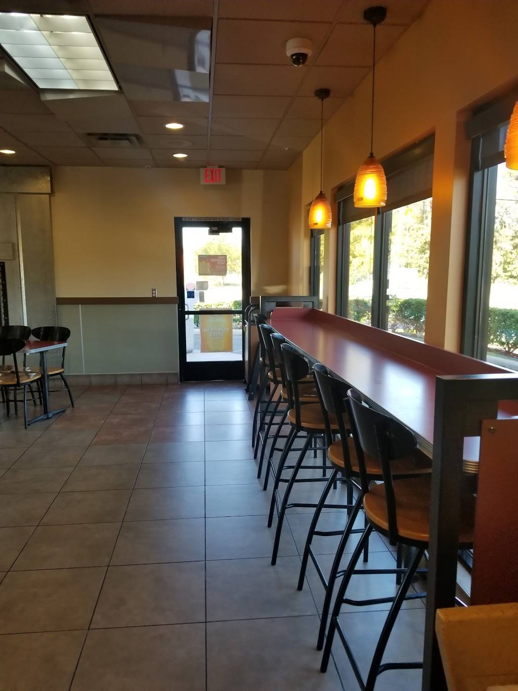 Jack in the Box | restaurant | 1217 Wayside Dr, Houston, TX 77011, USA | 7139286095 OR +1 713-928-6095