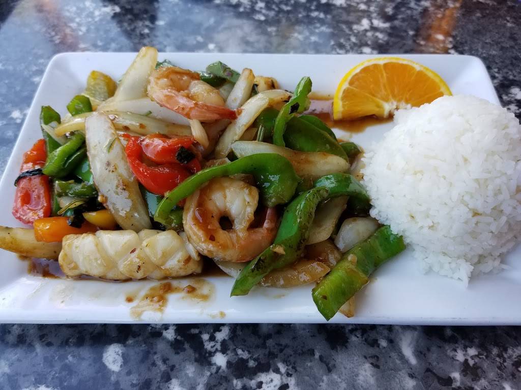 Thai Smile Of Rancho Mirage On El Paseo | restaurant | 73725 El Paseo, Palm Desert, CA 92260, USA | 7603416565 OR +1 760-341-6565