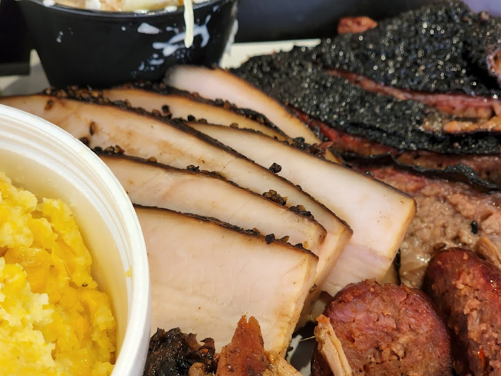 42 BBQ Smokehouse & Market | restaurant | 3613 Shire Blvd, Richardson, TX 75082, USA | 9727070656 OR +1 972-707-0656