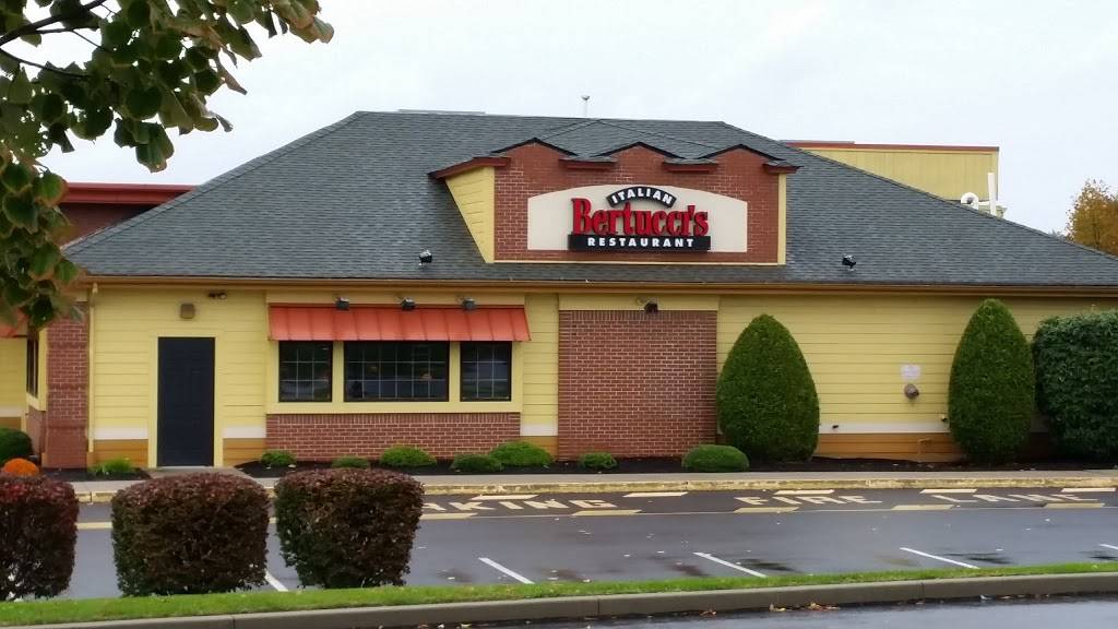 Bertuccis Italian Restaurant | restaurant | 3617 Horizon Blvd, Trevose, PA 19053, USA | 2679835416 OR +1 267-983-5416
