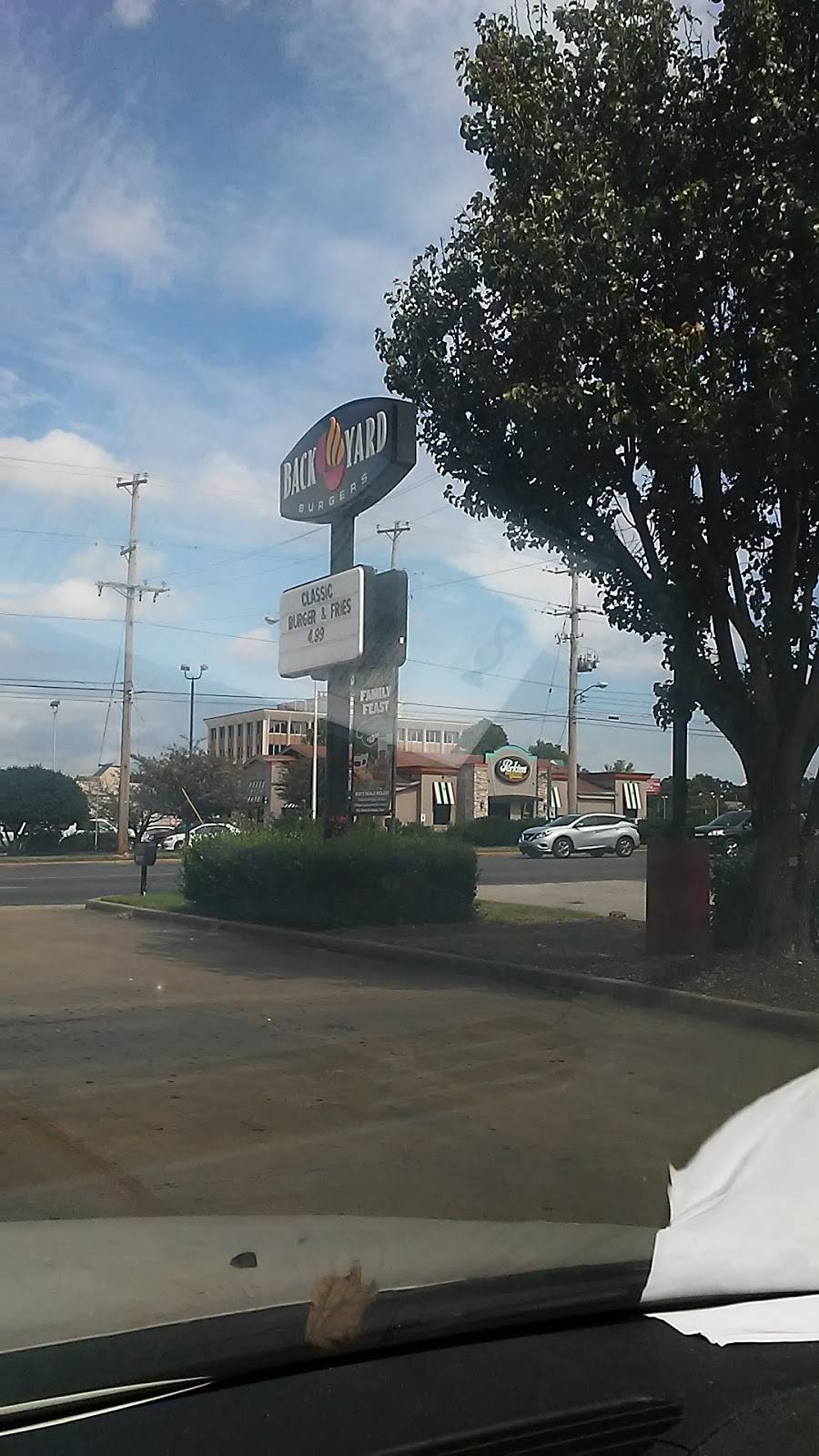 Back Yard Burgers | restaurant | 5091 Park Ave, Memphis, TN 38117, USA | 9017620733 OR +1 901-762-0733