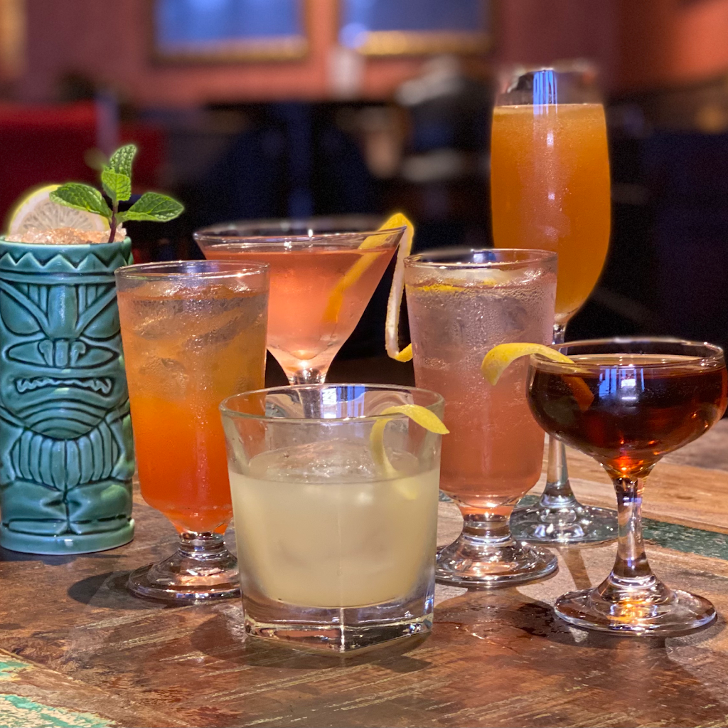 El Divino Dining & Cocktails | restaurant | 5001 N 10th St, McAllen, TX 78504, USA | 9566273990 OR +1 956-627-3990