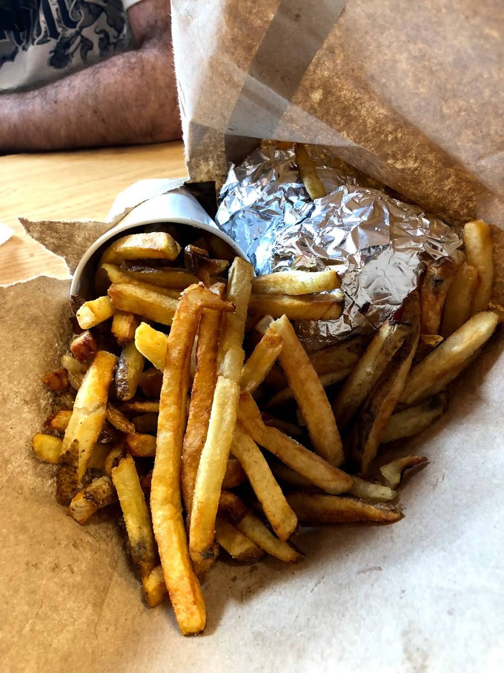 Five Guys | meal takeaway | 3268 Forum Blvd, Fort Myers, FL 33905, USA | 2399364169 OR +1 239-936-4169