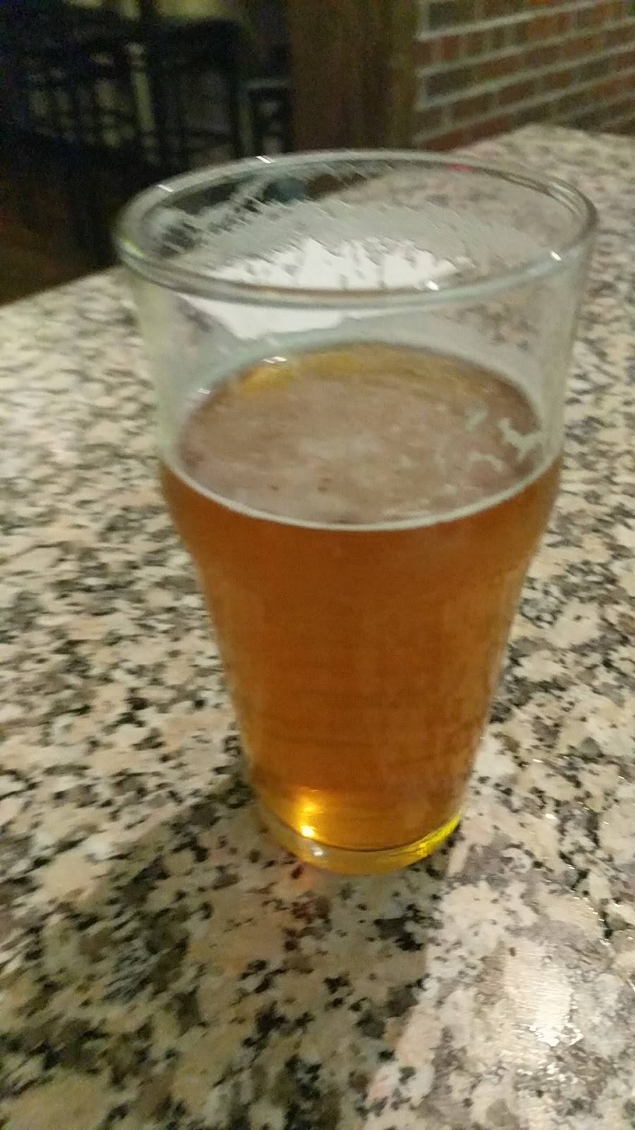 Crown Brewing | restaurant | 211 S East St #4058, Crown Point, IN 46307, USA | 2196634545 OR +1 219-663-4545