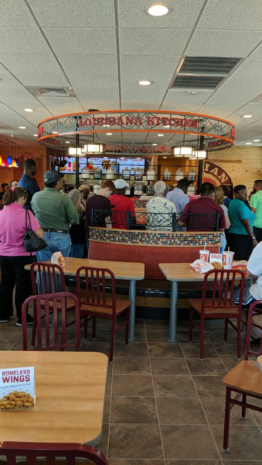 Popeyes Louisiana Kitchen | restaurant | 11899 Collier Blvd, Naples, FL 34116, USA | 2392766464 OR +1 239-276-6464