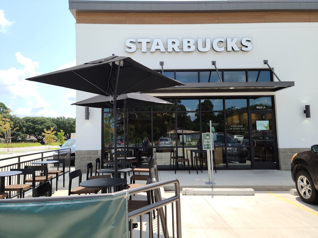 Starbucks | cafe | 9850 Sullivan Rd, Baton Rouge, LA 70818, USA | 2254881021 OR +1 225-488-1021
