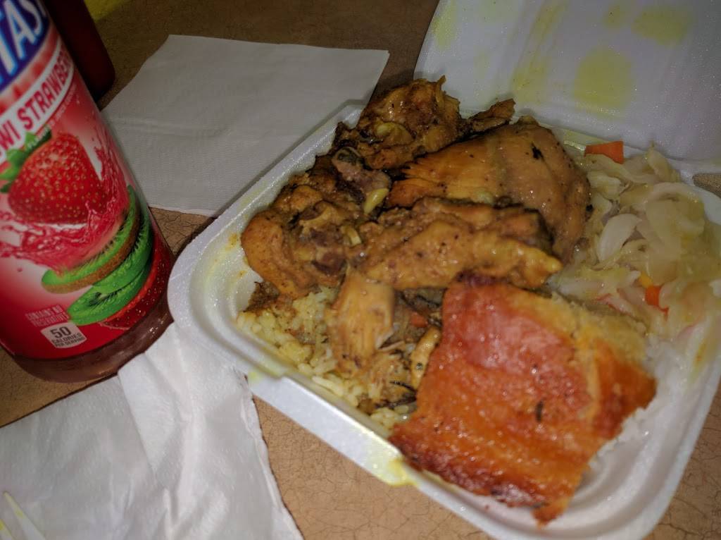 Montego Bay | restaurant | 1562 S French Ave, Sanford, FL 32771, USA | 4073200930 OR +1 407-320-0930