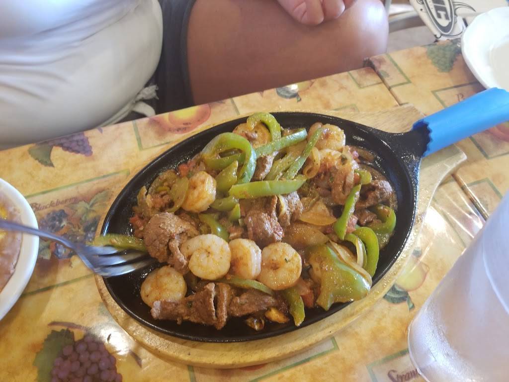 Franciscos Méxican Grill | restaurant | 7 E State St, Farmington, UT 84025, USA | 8014510383 OR +1 801-451-0383