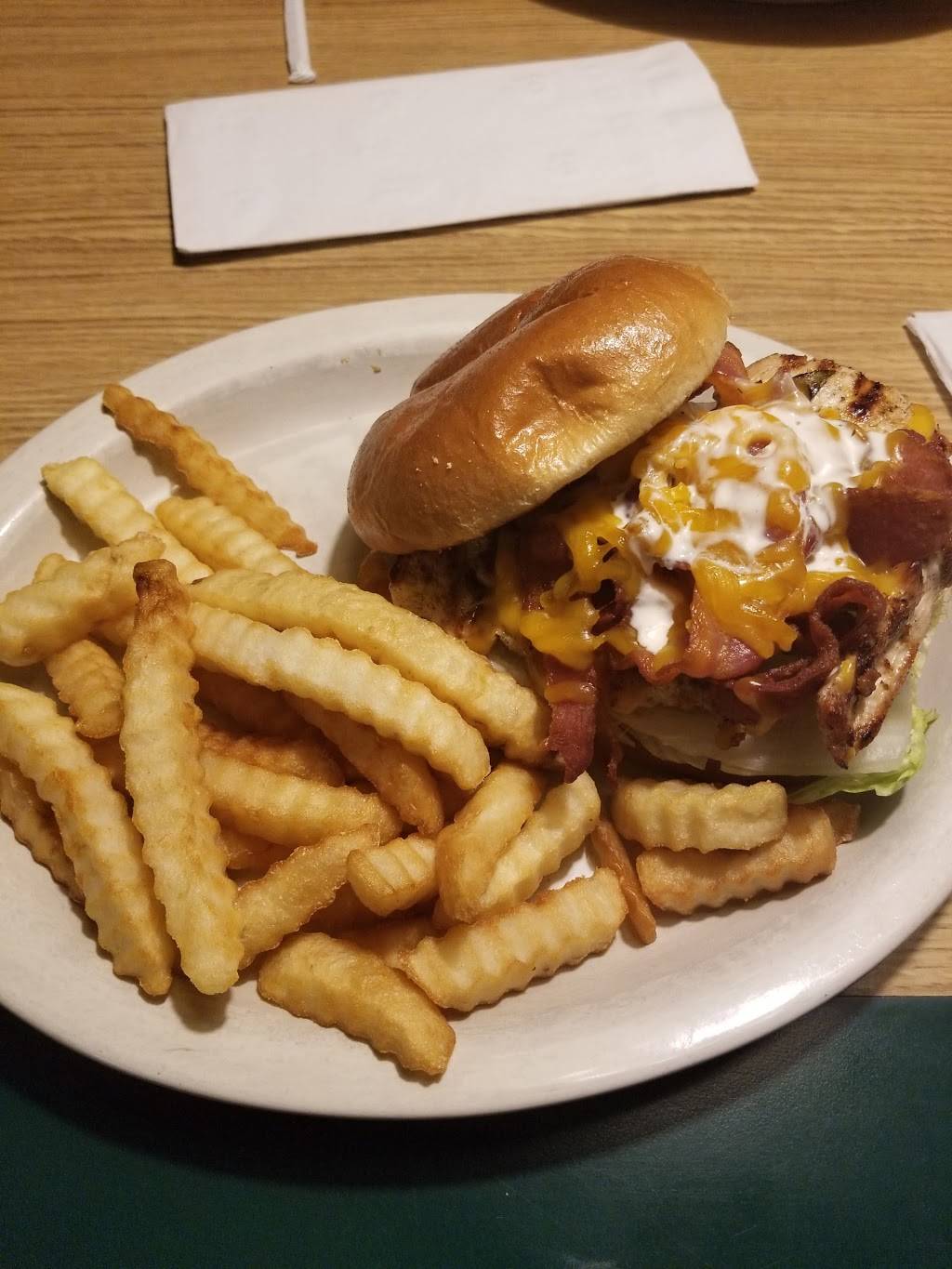 Bronx Burgers | restaurant | 32747 Mound Rd, Warren, MI 48092, USA | 5869397800 OR +1 586-939-7800