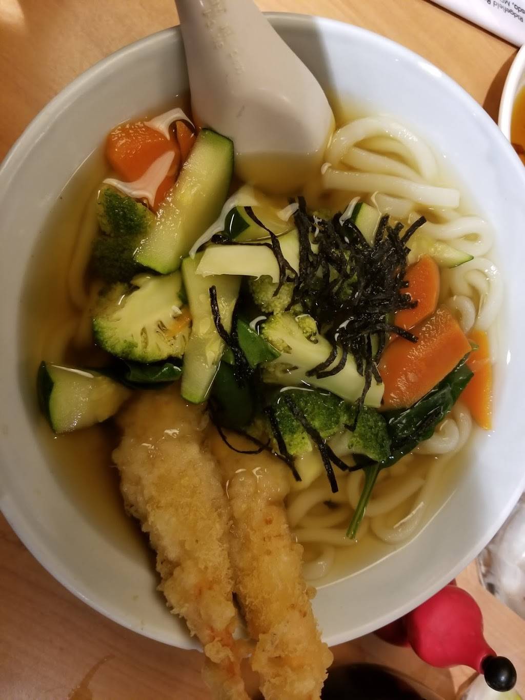 Kims Yirasai | restaurant | 5110 Ridgefield Rd #215, Bethesda, MD 20816, USA | 3016545599 OR +1 301-654-5599