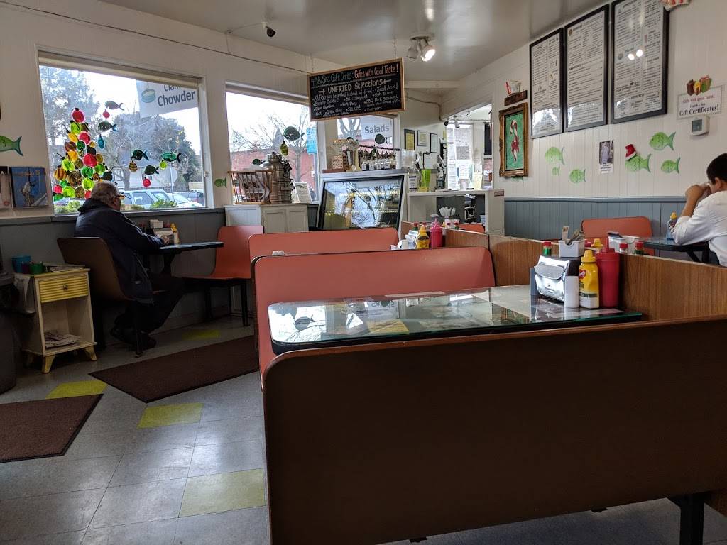 Fourth & Sea | Fish & Chips | restaurant | 101 4th St, Petaluma, CA 94952, USA | 7077626424 OR +1 707-762-6424