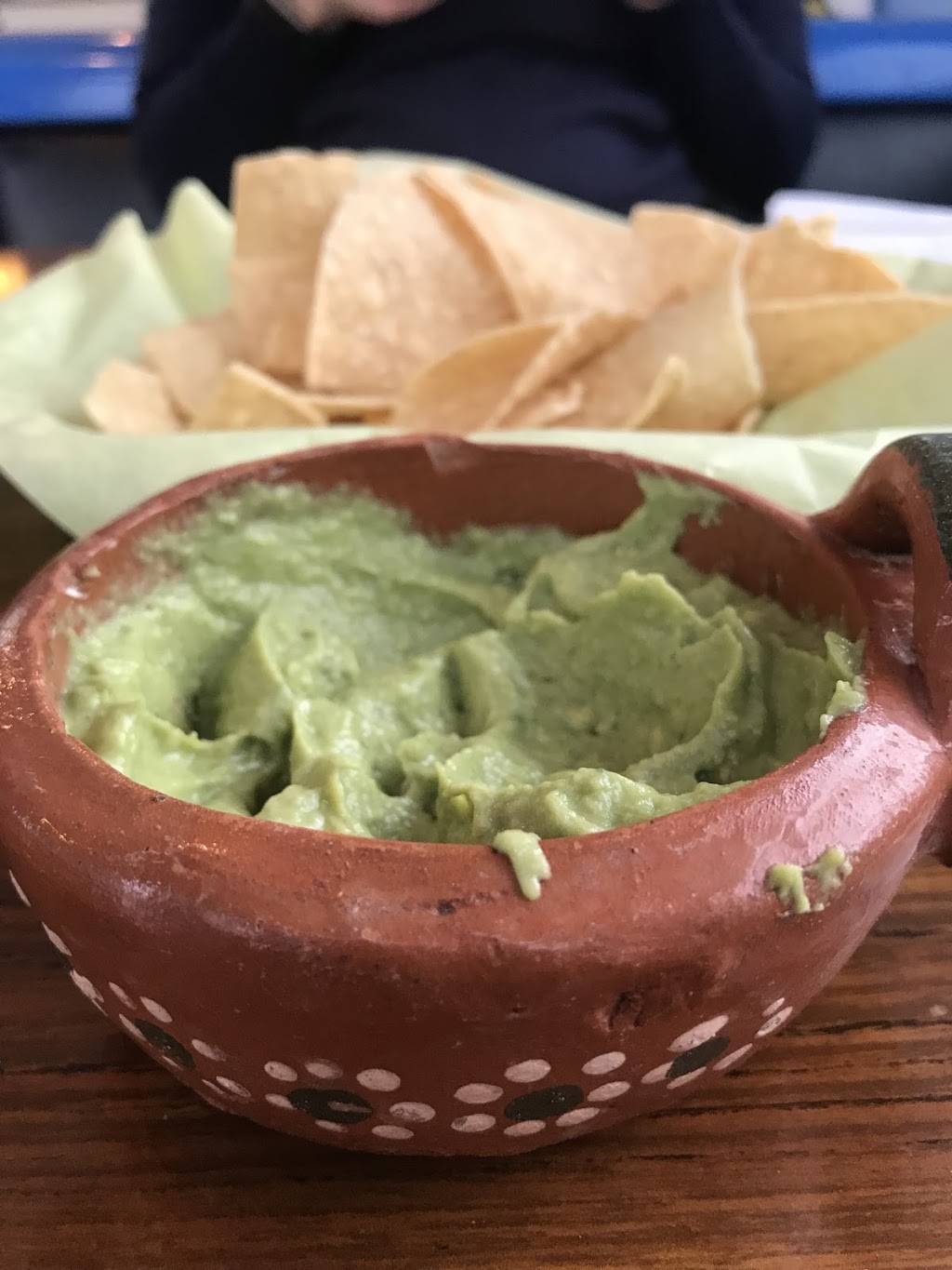 La Casa Del Guacamole | restaurant | 318 S Gateway Dr, Madera, CA 93637, USA | 5594167403 OR +1 559-416-7403